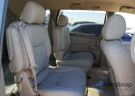 2004 Toyota Sienna Xle z USA, uszkodzony, nr VIN 5TDBA22C84S015874